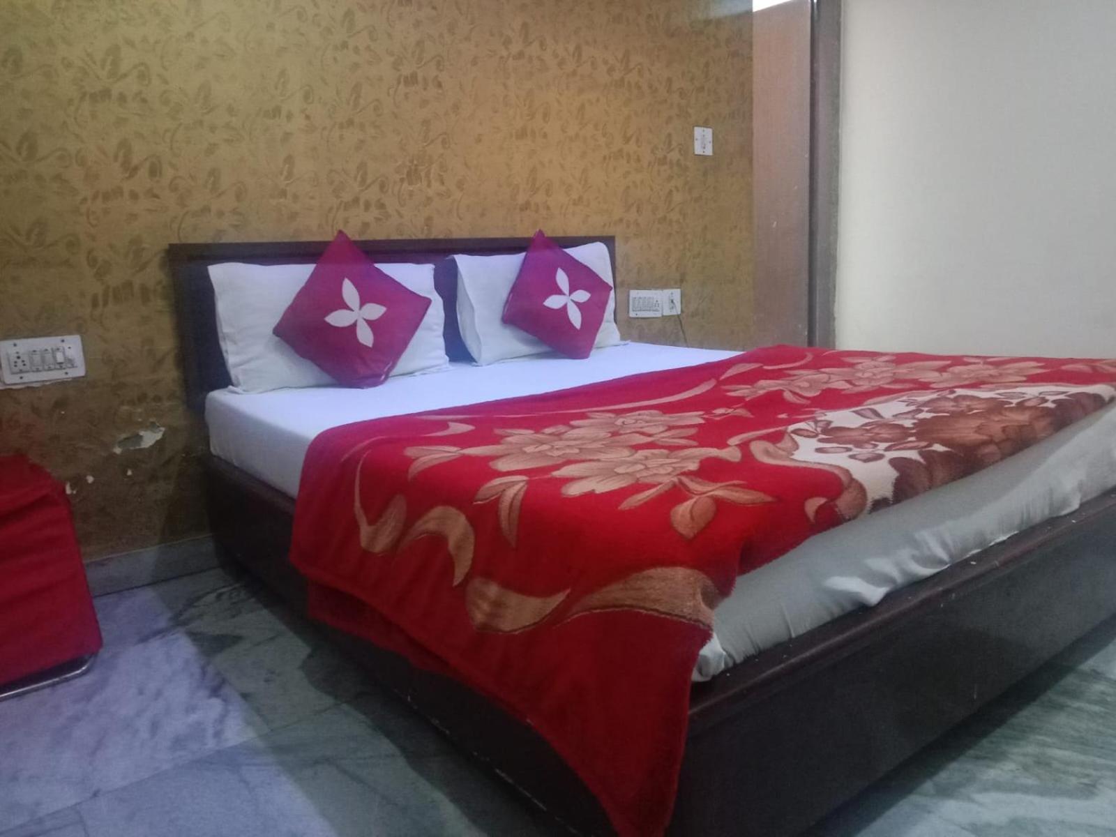 Hotel C-9 Джайпур Екстериор снимка