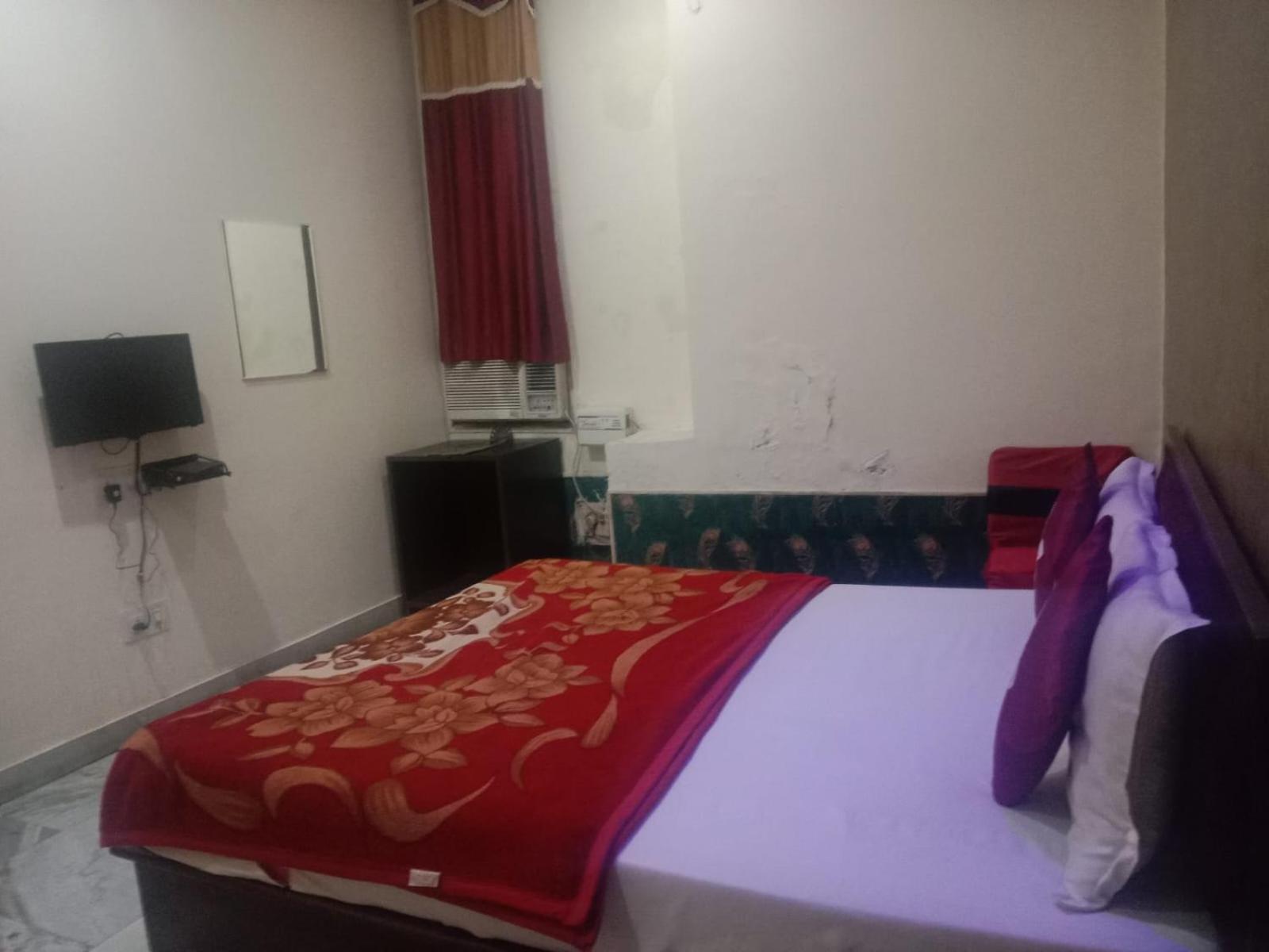 Hotel C-9 Джайпур Екстериор снимка